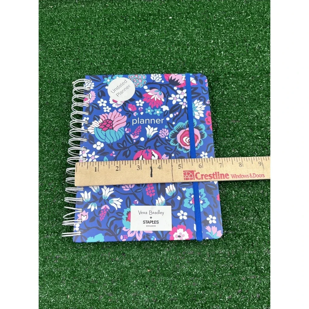 Vera Bradley 12 Month Planner Undated Bloom Berry One‎ Pg Used